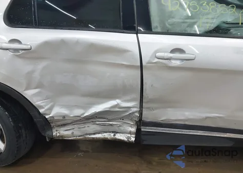 2017 Ford Explorer Xlt z USA, uszkodzony, nr VIN 1FM5K8D82HGD81993